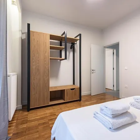 #luxlikehome - Urban Central Living Thessalonique
